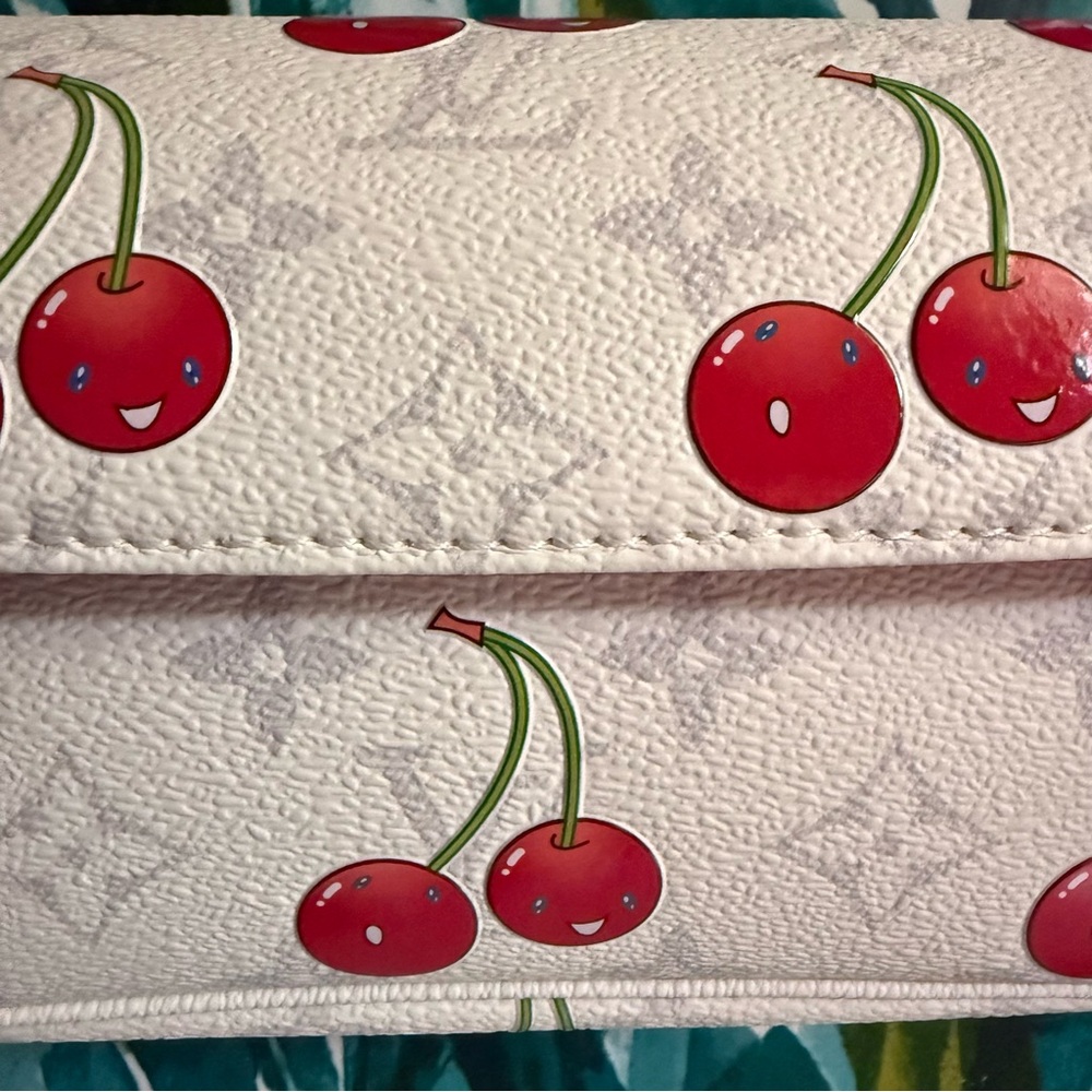 Brand New Louis Vuitton x Takashi Murakami Cerise Ivy Shoulder and Crossbody Bag - Picture 2 of 12